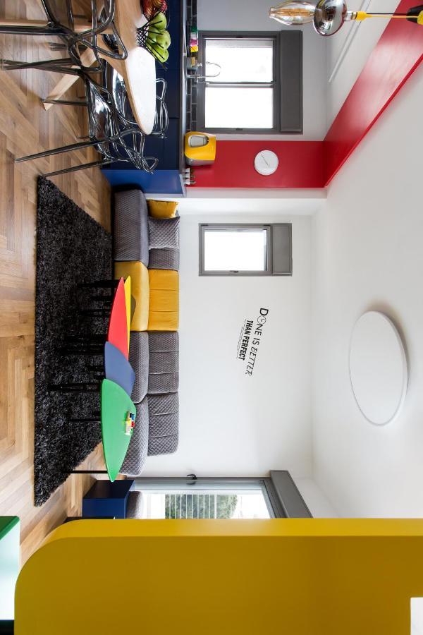 Colorful Bnb Apartment Haifa Exteriör bild